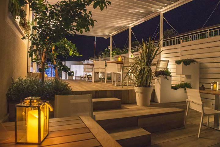 Hotel La Baia Diano Marina Esterno foto